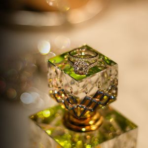 ade-ori-luxuri-package