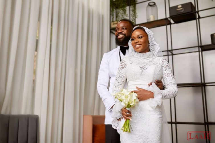MRS. ONIGBANJO-WHITE-WEDDING-3