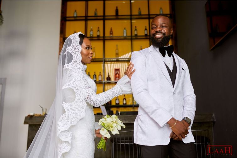 MRS. ONIGBANJO-WHITE-WEDDING-5